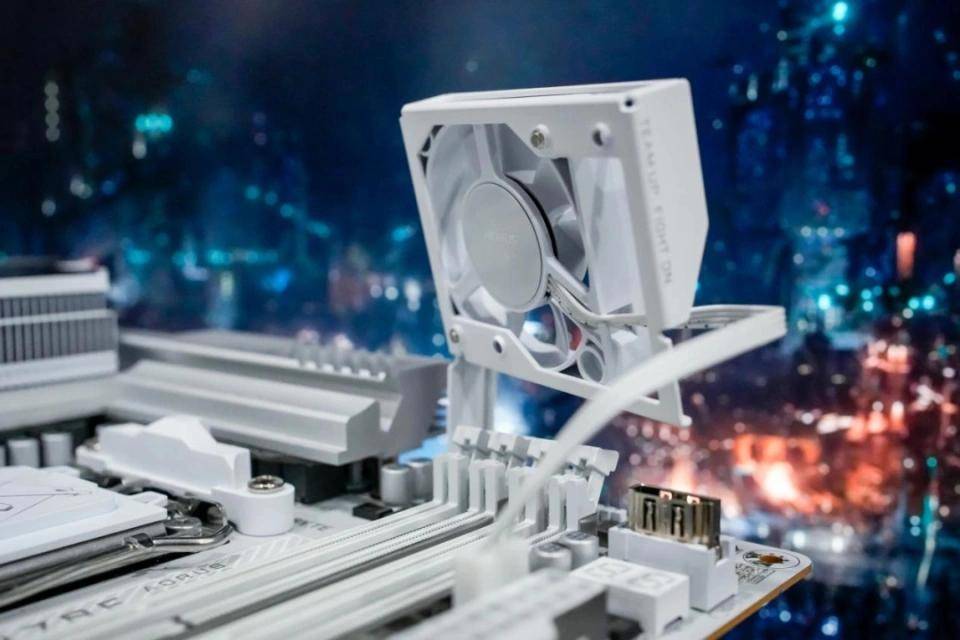 X3D系列主板免费提升游戏性能开元棋牌高端主板“模范生”技嘉(图7)